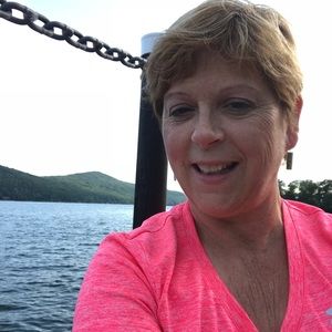 Meet your Posher, Carol